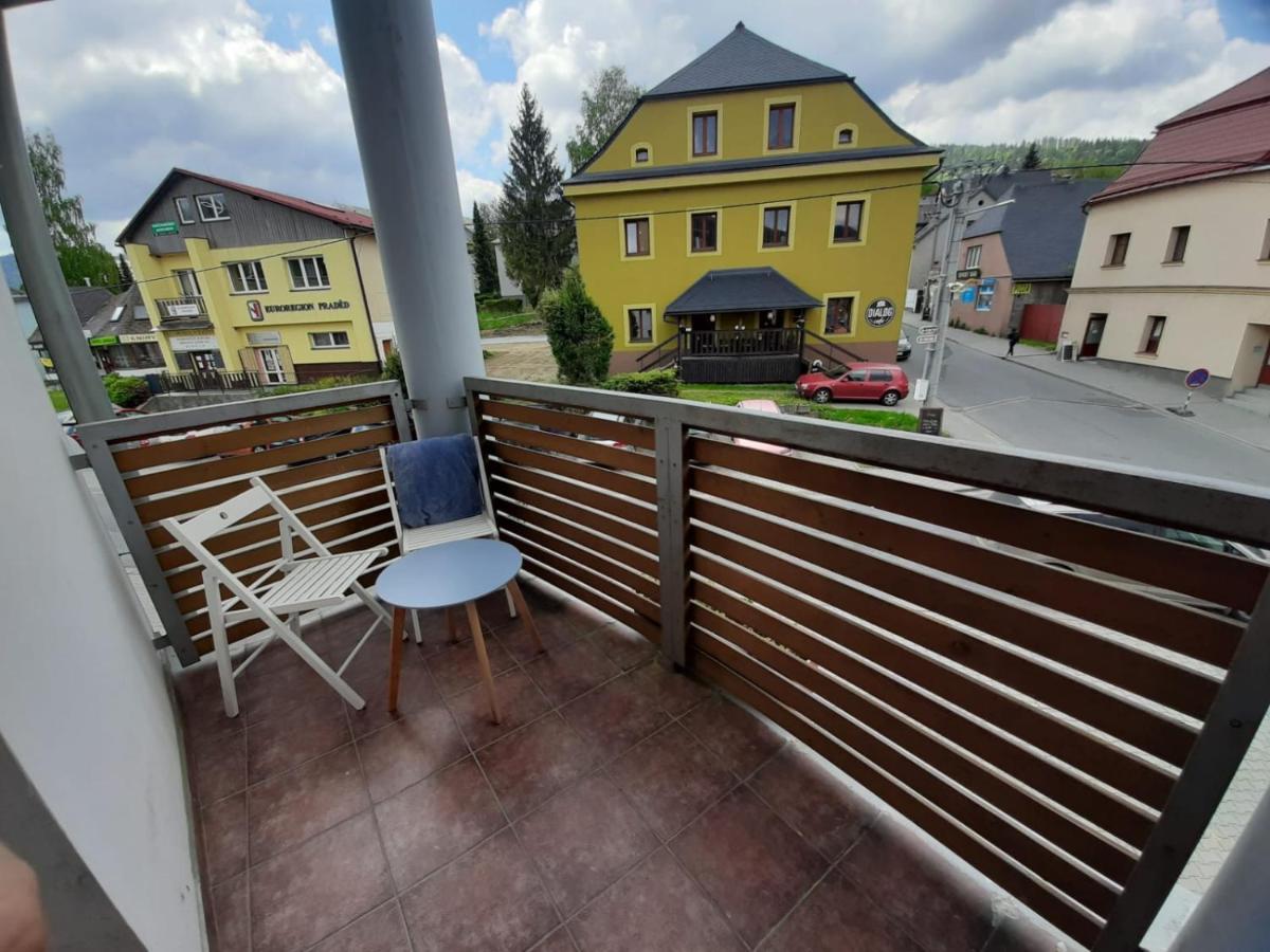 Apartmany Amade Jeseniky Врбно-под-Прадедем Экстерьер фото